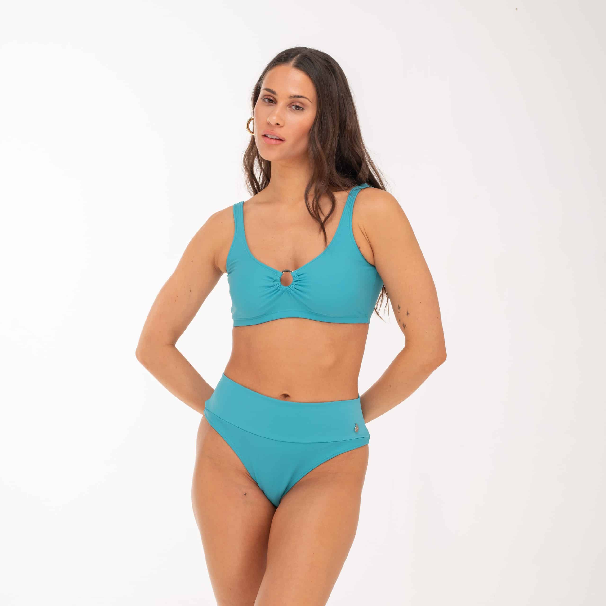 Bikini con argolla en escote y cintura doble (DISPONIBLE PARA RESERVA)